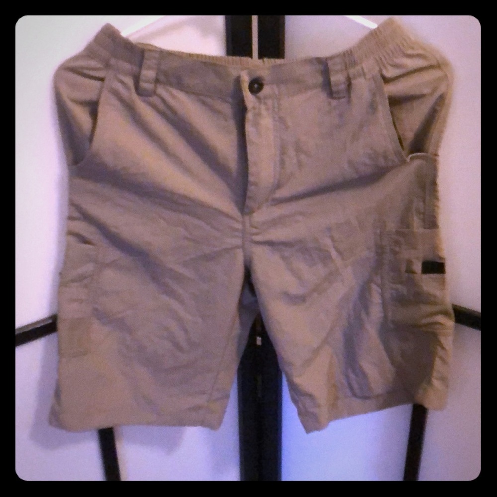 Fishing shorts - boys large